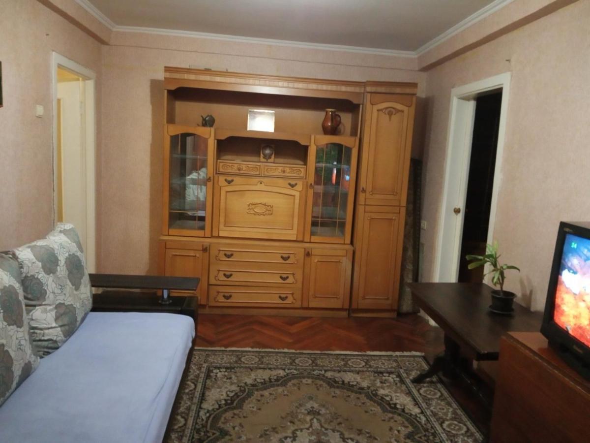 קייב 1К Квартира Бульвар Котляревського, Бульвар Праці Буд 1 מראה חיצוני תמונה